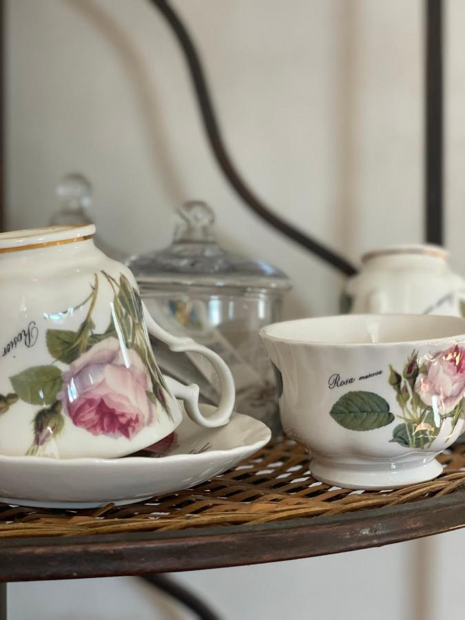 Cote Jardin Bed & Breakfast Sainte-Suzanne  Bagian luar foto