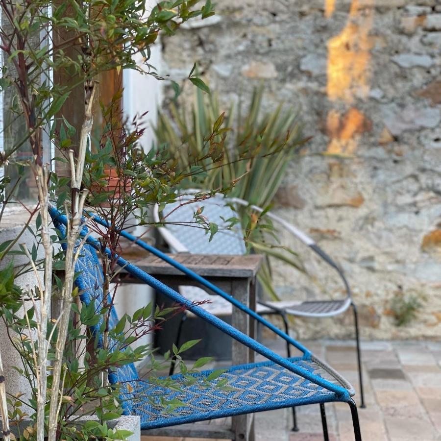 Cote Jardin Bed & Breakfast Sainte-Suzanne  Bagian luar foto