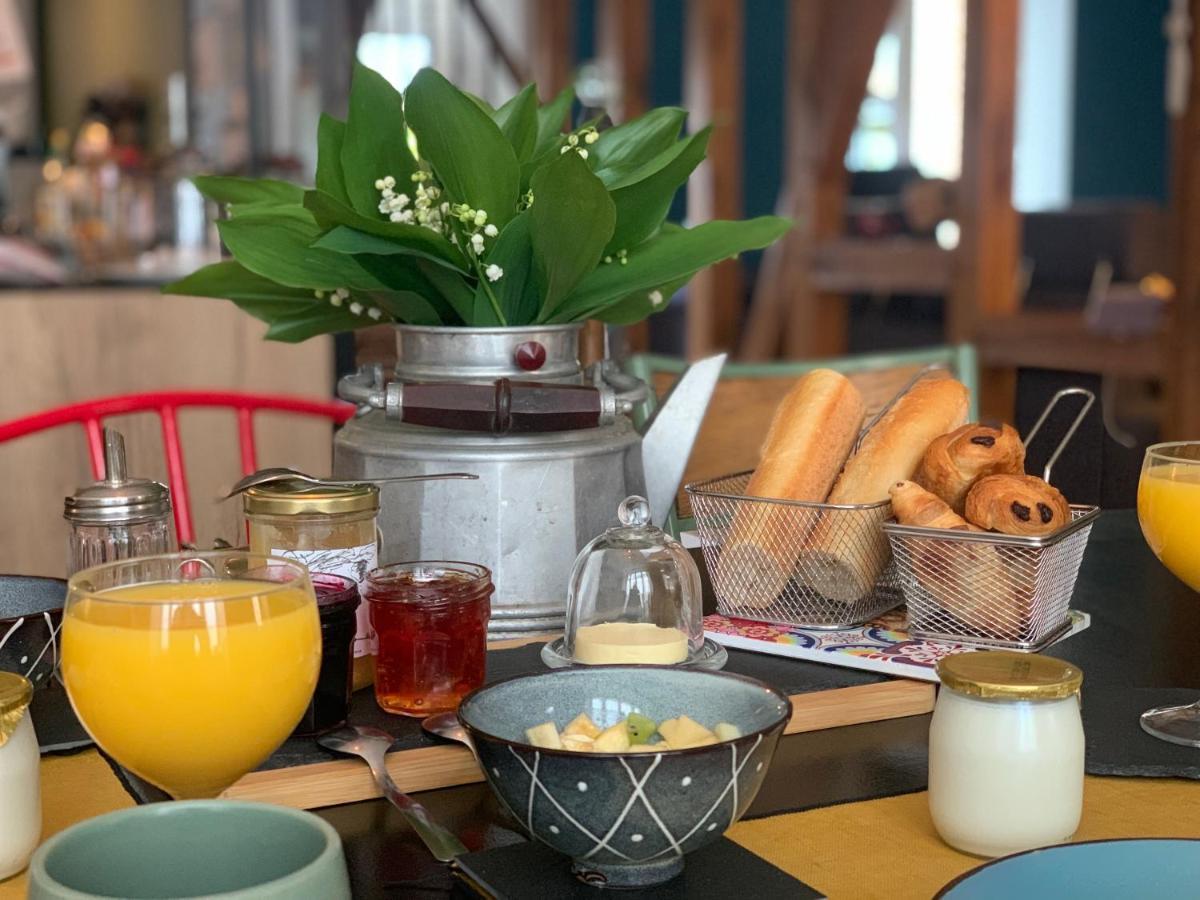 Cote Jardin Bed & Breakfast Sainte-Suzanne  Bagian luar foto