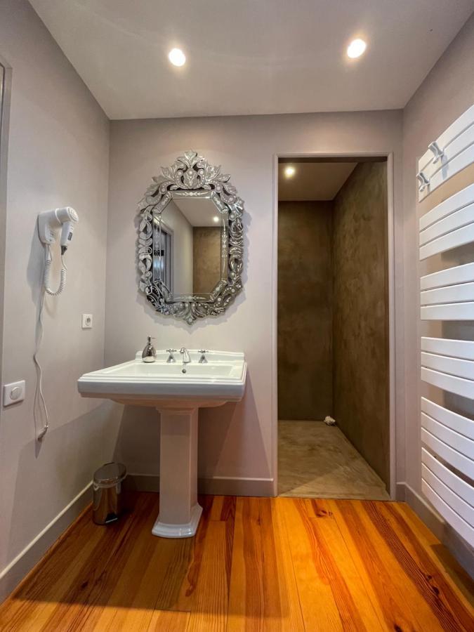 Cote Jardin Bed & Breakfast Sainte-Suzanne  Bagian luar foto