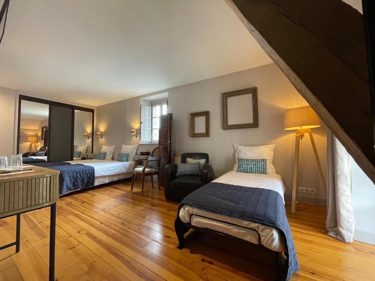 Cote Jardin Bed & Breakfast Sainte-Suzanne  Bagian luar foto