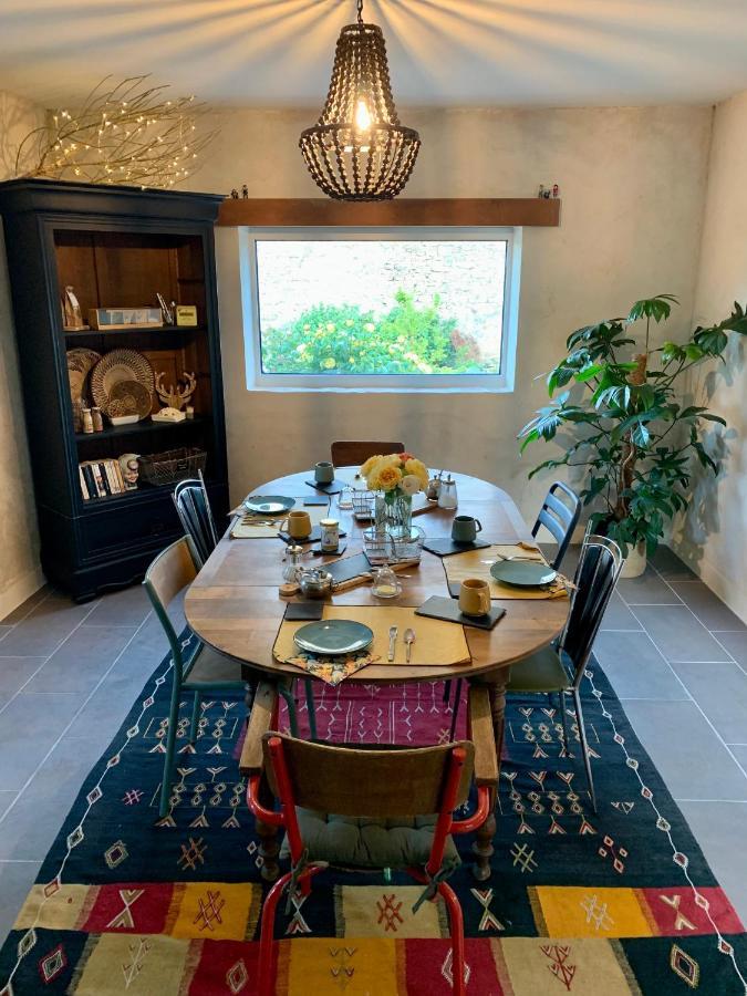 Cote Jardin Bed & Breakfast Sainte-Suzanne  Bagian luar foto