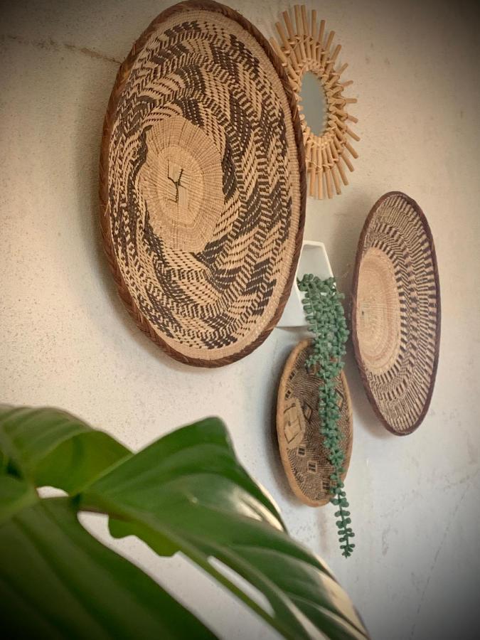 Cote Jardin Bed & Breakfast Sainte-Suzanne  Bagian luar foto