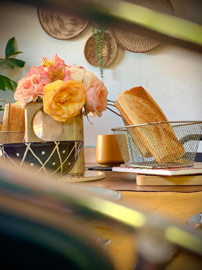 Cote Jardin Bed & Breakfast Sainte-Suzanne  Bagian luar foto